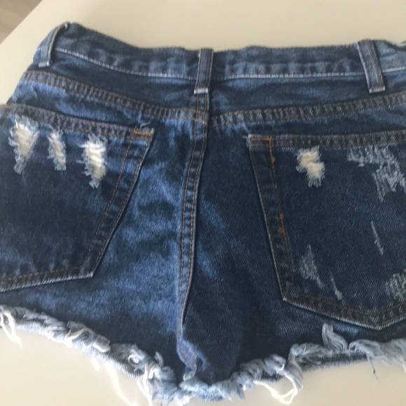 Distressed fishnet denim shorts S - Picture 2 of 5